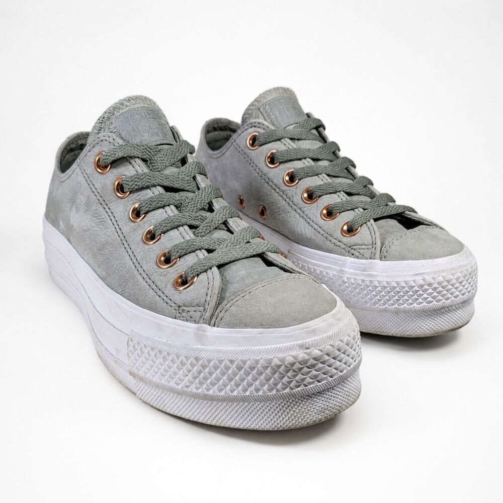 Converse Women’s 7.5 Chuck Taylor Lift Gray Leather Platform Sneakers